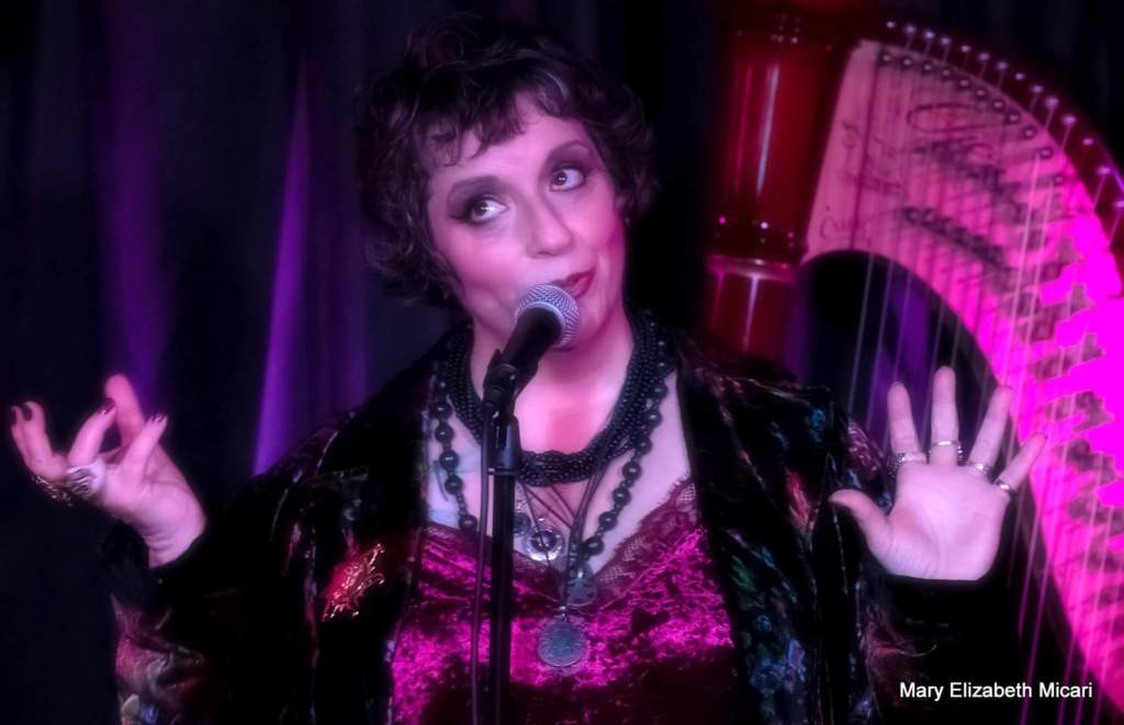 Review Lady in Black Two-Between the Sun and the Moon. Cabaret Hot&nbsp;Spots